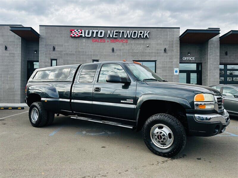 2003 GMC Sierra 3500 4 Dr SLT 4WD Extended Cab LB DRW