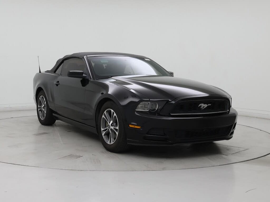 2014 Ford Mustang V6 Premium Convertible RWD