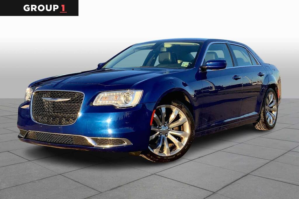 2019 Chrysler 300 Touring L RWD