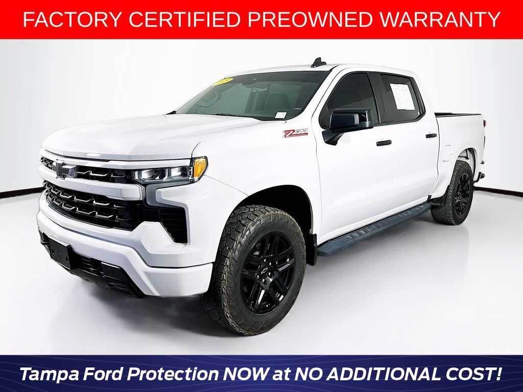 2023 Chevrolet Silverado 1500 RST Crew Cab 4WD