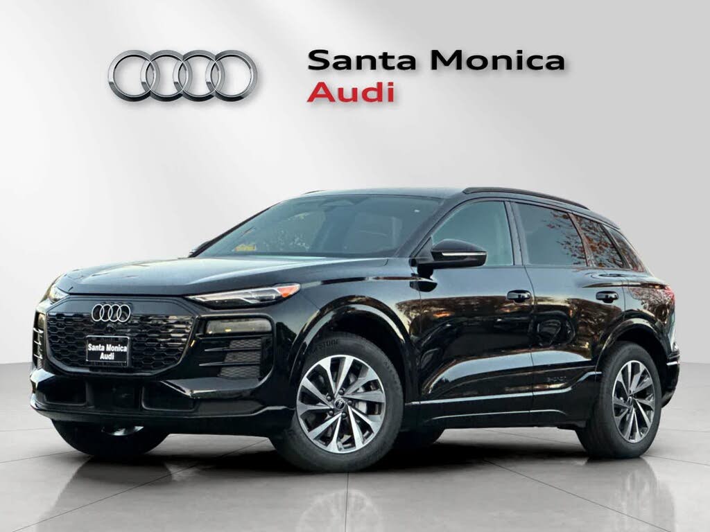 2025 Audi Q6 e-tron quattro Premium