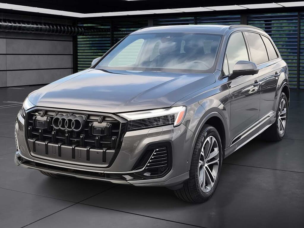 2025 Audi Q7 quattro Premium 45 TFSI