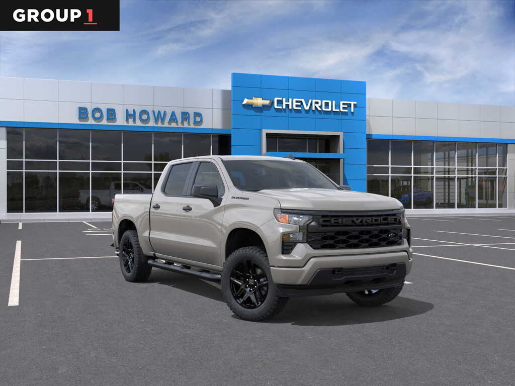 2026 Chevrolet Silverado 1500 Custom Crew Cab 4WD