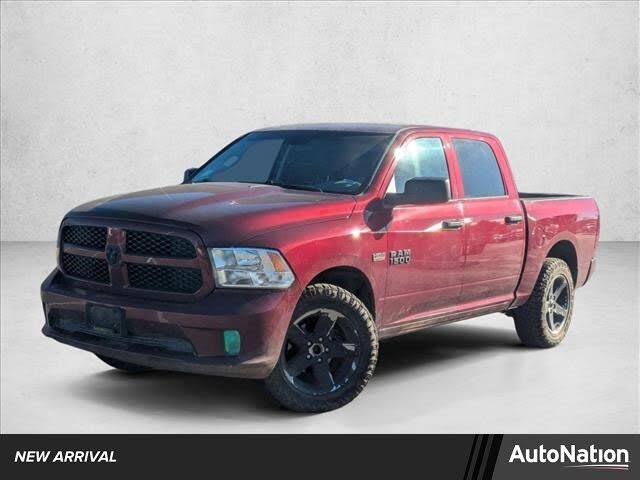 2018 RAM 1500 Express Crew Cab 4WD