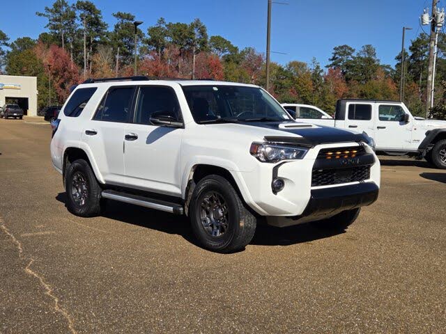 2020 Toyota 4Runner Venture 4WD