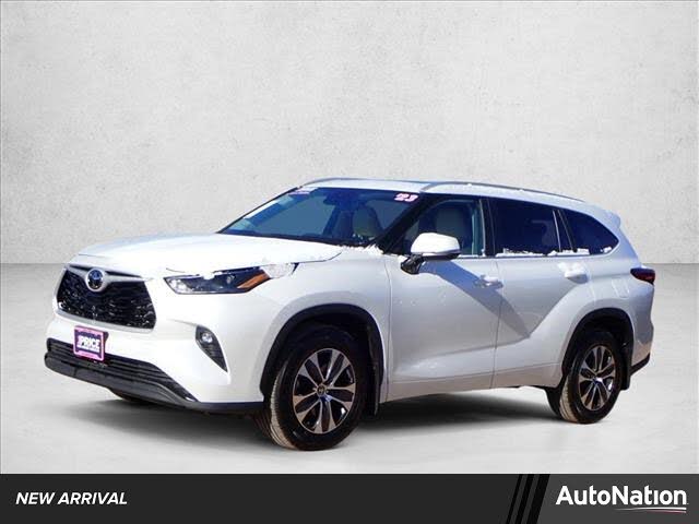 2023 Toyota Highlander XLE AWD