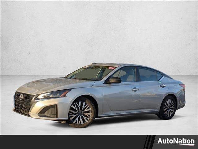 2024 Nissan Altima 2.5 SV FWD