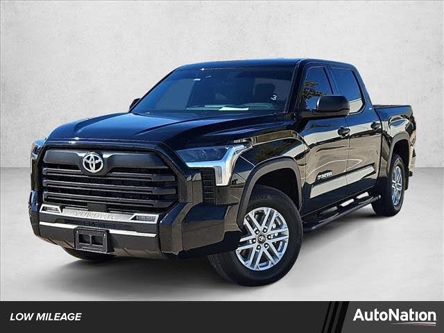 2025 Toyota Tundra SR5 CrewMax Cab RWD