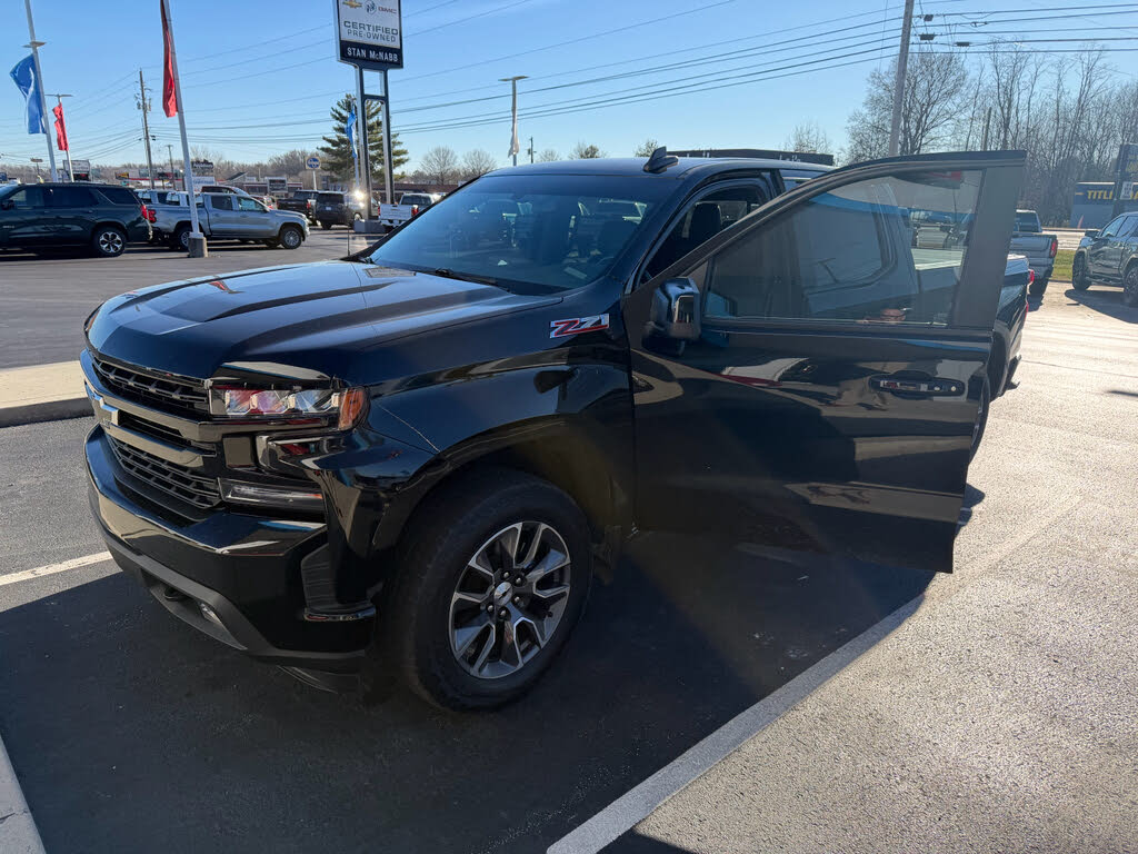 2020 Chevrolet Silverado 1500 RST Crew Cab 4WD