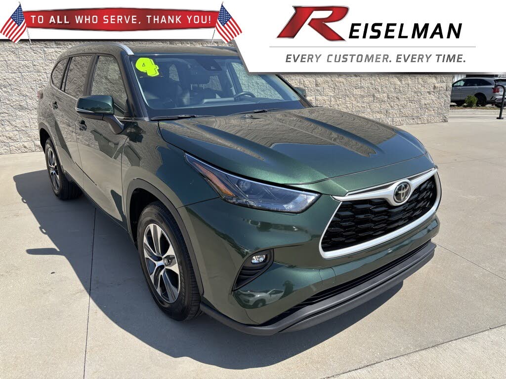 2024 Toyota Highlander XLE FWD