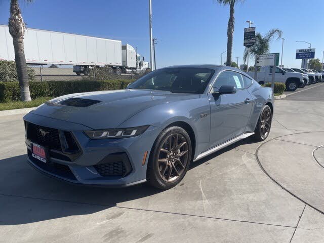 2025 Ford Mustang GT Premium Fastback RWD