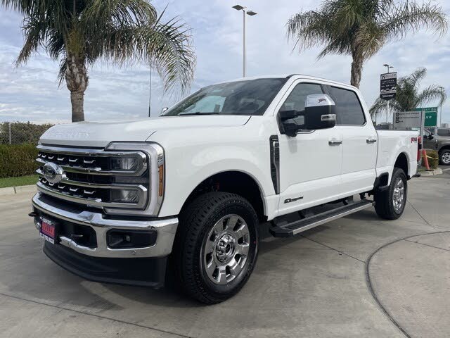 2026 Ford F-250 Super Duty Lariat Crew Cab 4WD