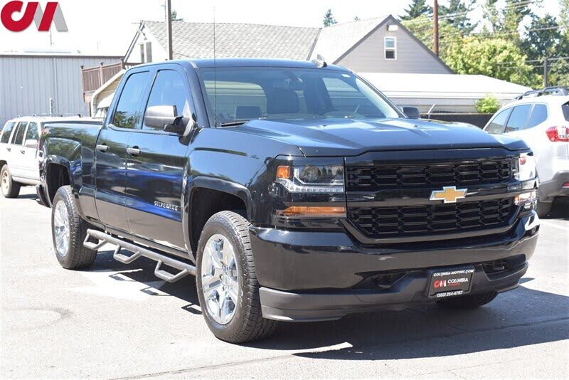 2019 Chevrolet Silverado 1500 Custom Double Cab 4WD