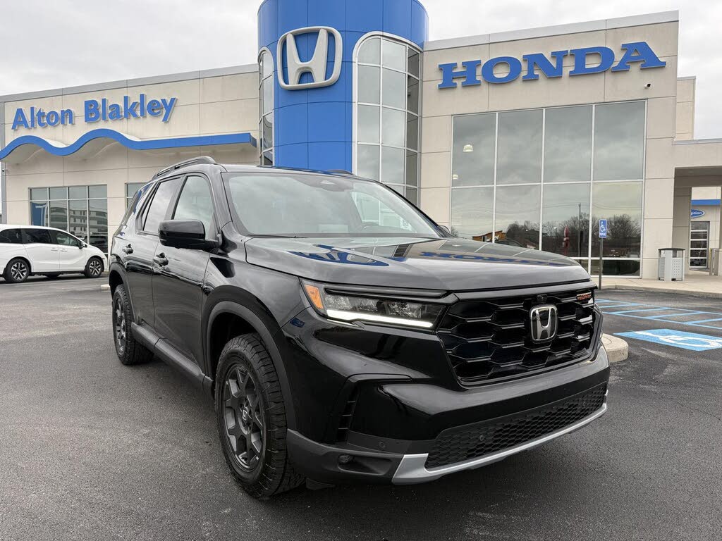 2025 Honda Pilot TrailSport AWD