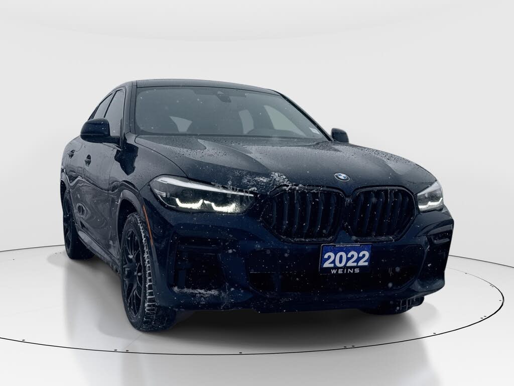 2022 BMW X6 xDrive40i AWD