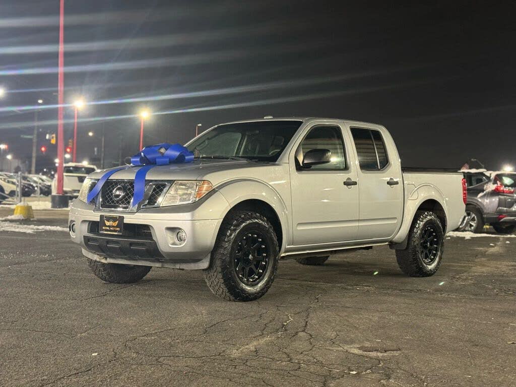 2015 Nissan Frontier SV Crew Cab 4WD