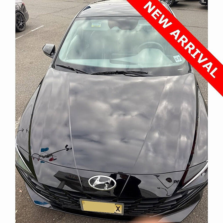 2023 Hyundai Elantra SEL FWD