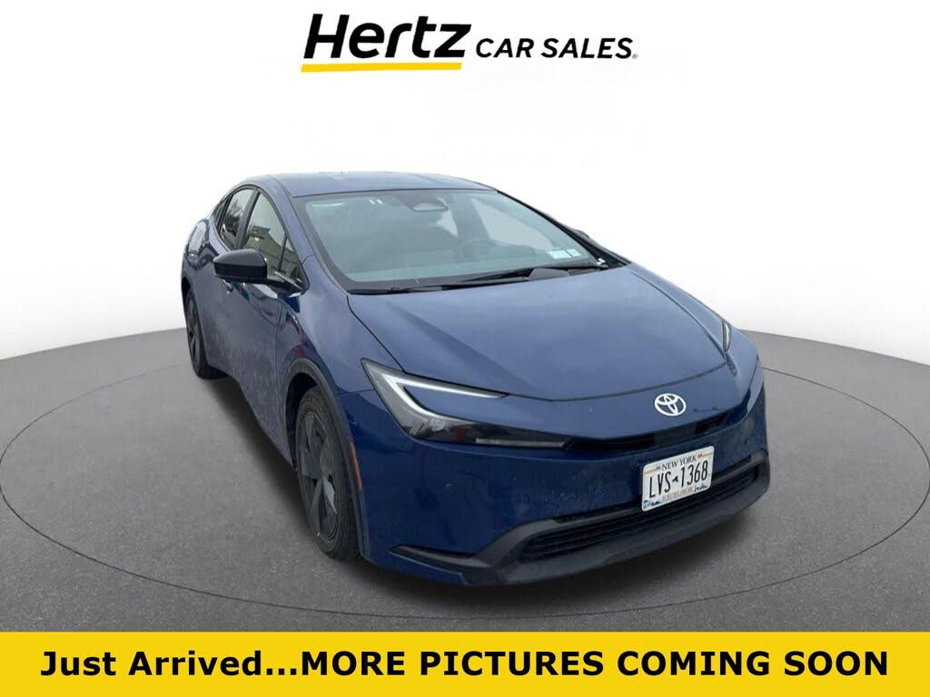 2025 Toyota Prius LE FWD