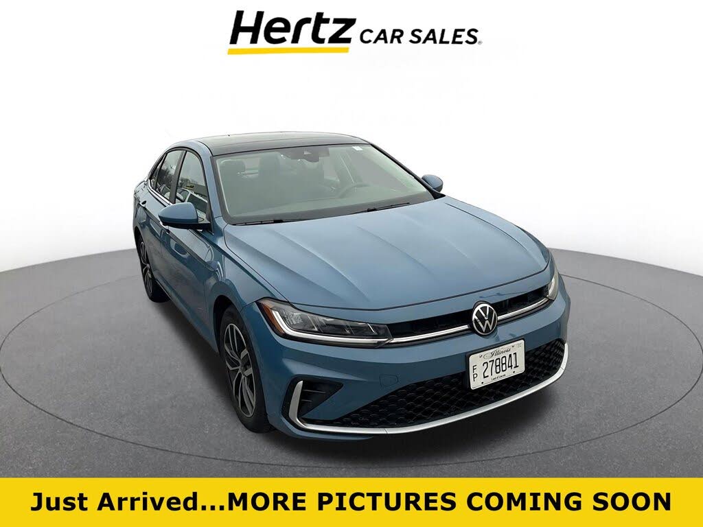 2025 Volkswagen Jetta SE FWD