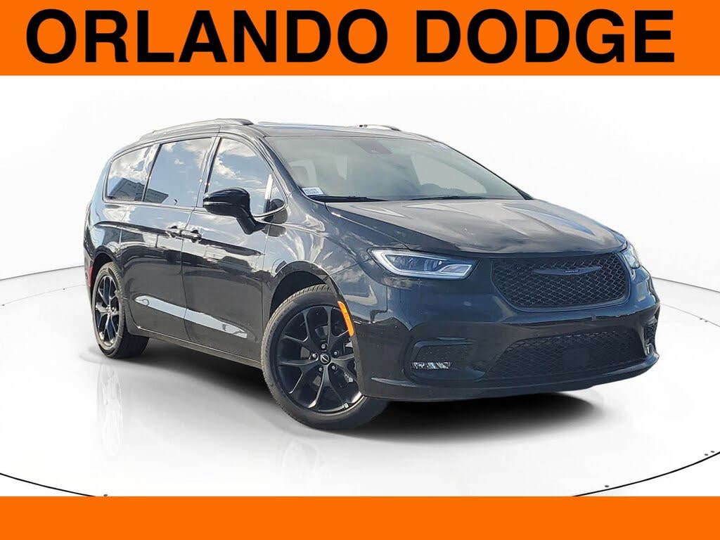 2026 Chrysler Pacifica Select FWD