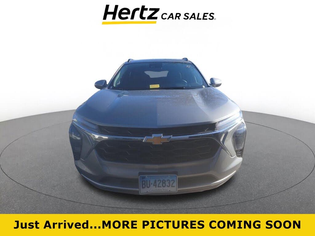 2025 Chevrolet Trax LT FWD