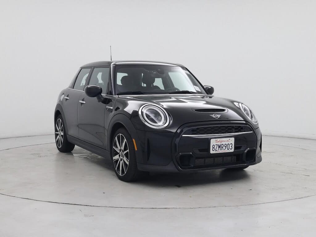 2022 MINI Cooper S 5-Door Hatchback FWD