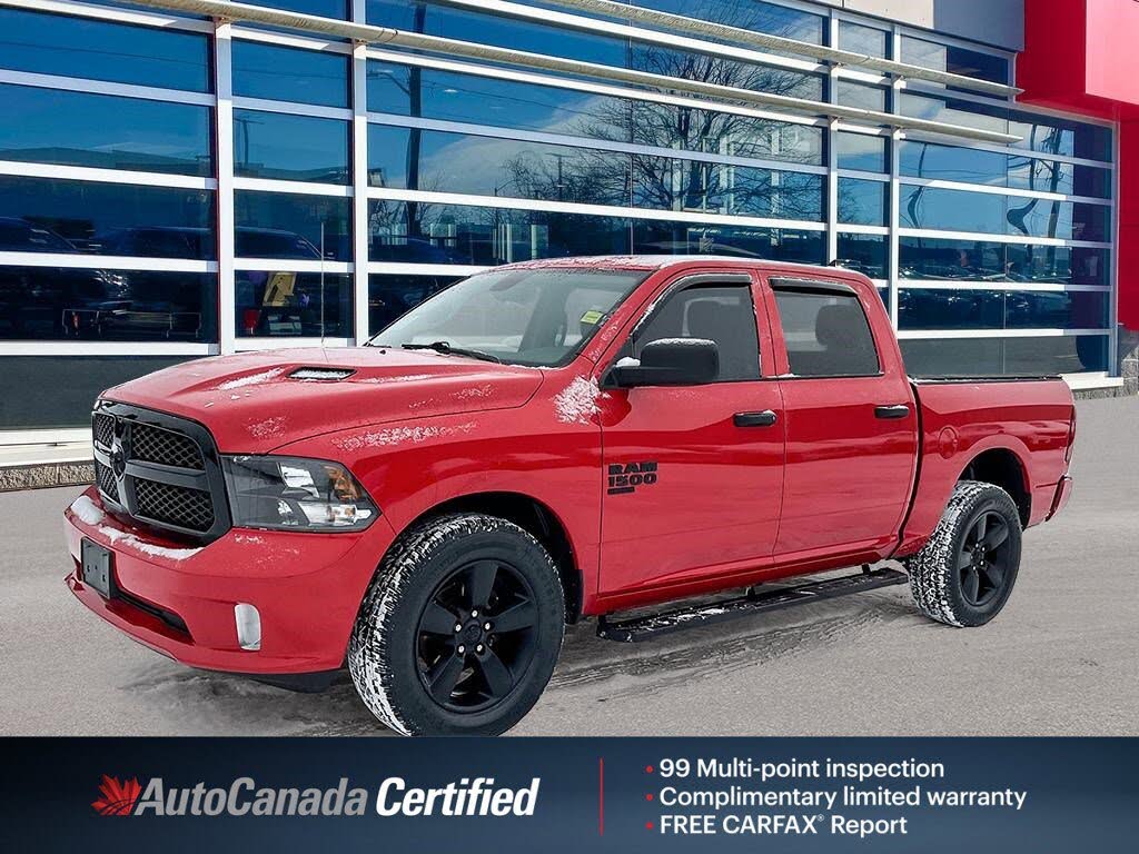 RAM 1500 Classic Express Crew Cab 4WD 2022