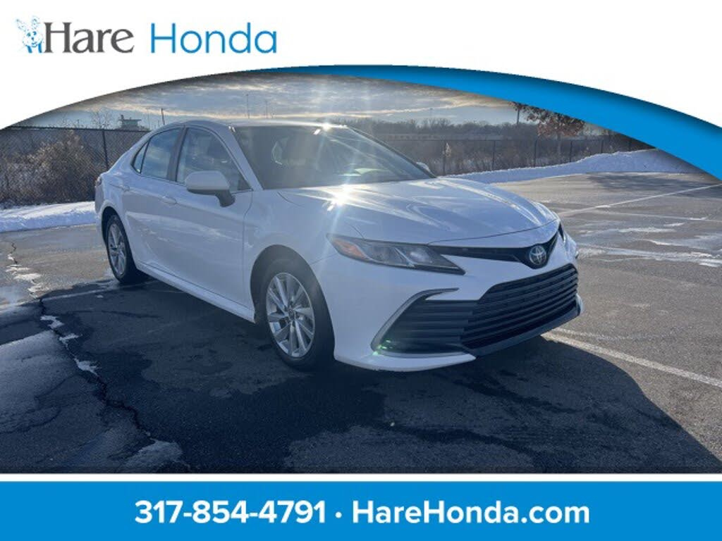 2023 Toyota Camry LE FWD