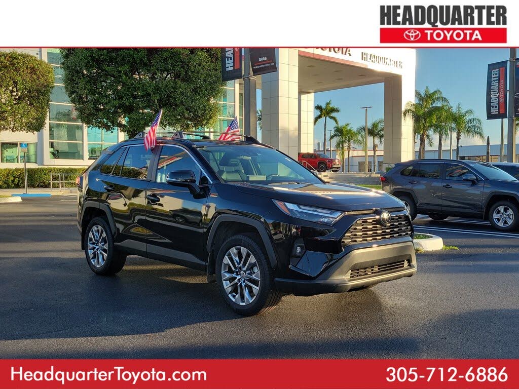 2024 Toyota RAV4 XLE Premium FWD