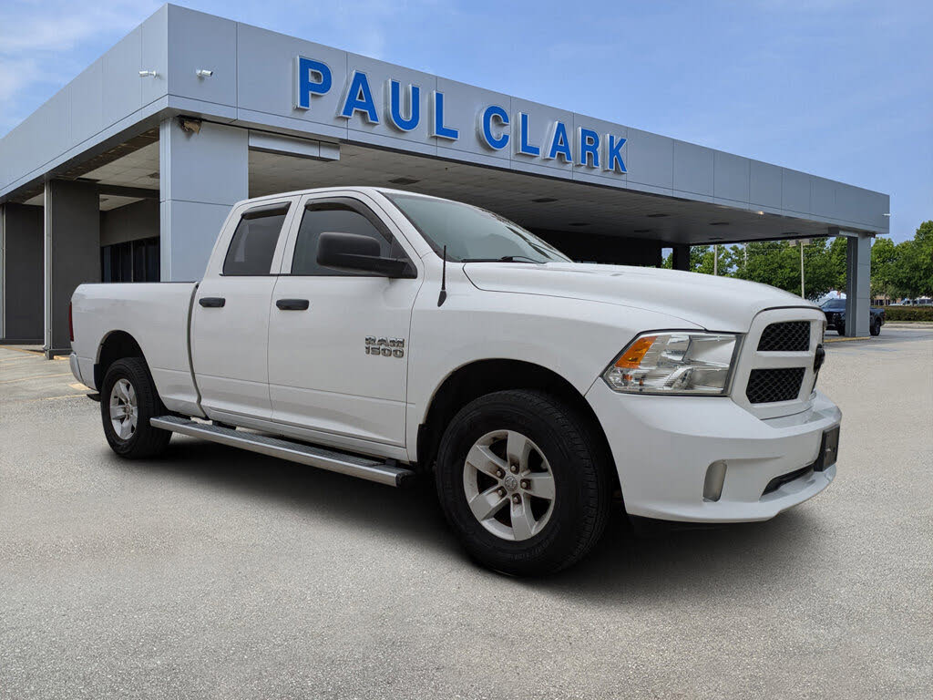 2018 RAM 1500 Express Quad Cab 4WD