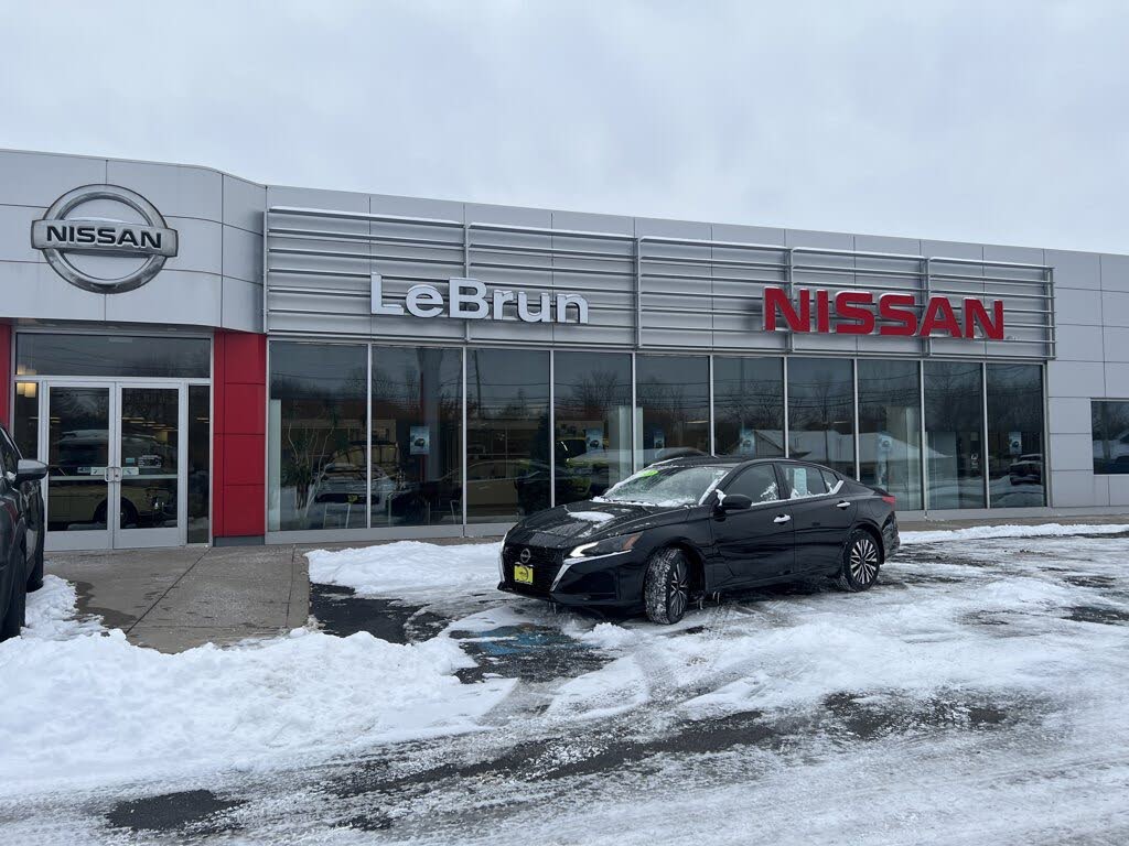 2023 Nissan Altima 2.5 SV AWD