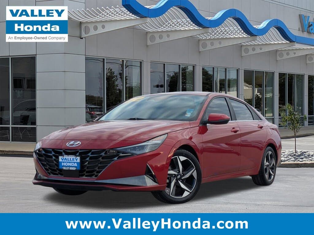 2022 Hyundai Elantra Limited FWD