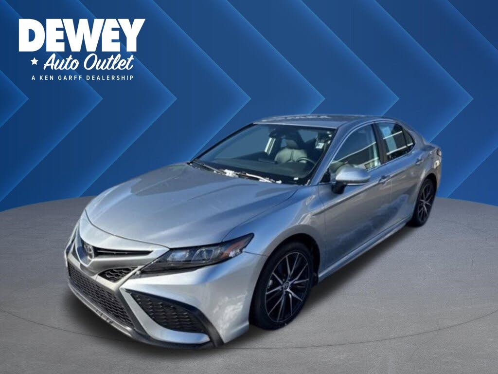 2023 Toyota Camry SE FWD