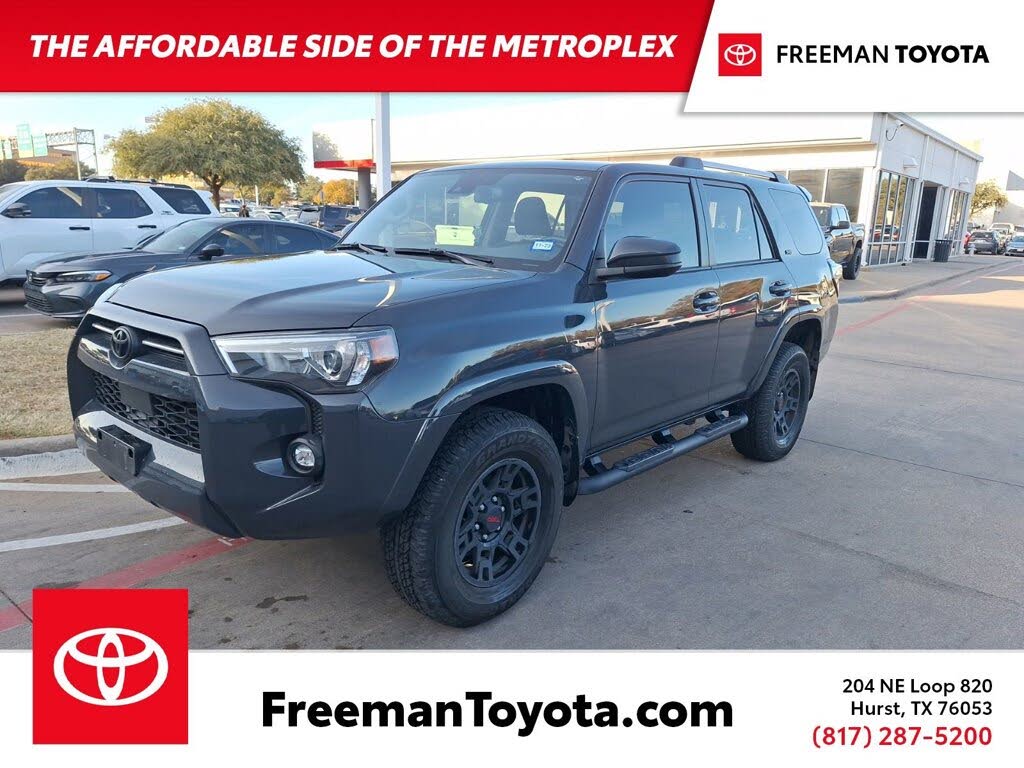 2024 Toyota 4Runner SR5 4WD