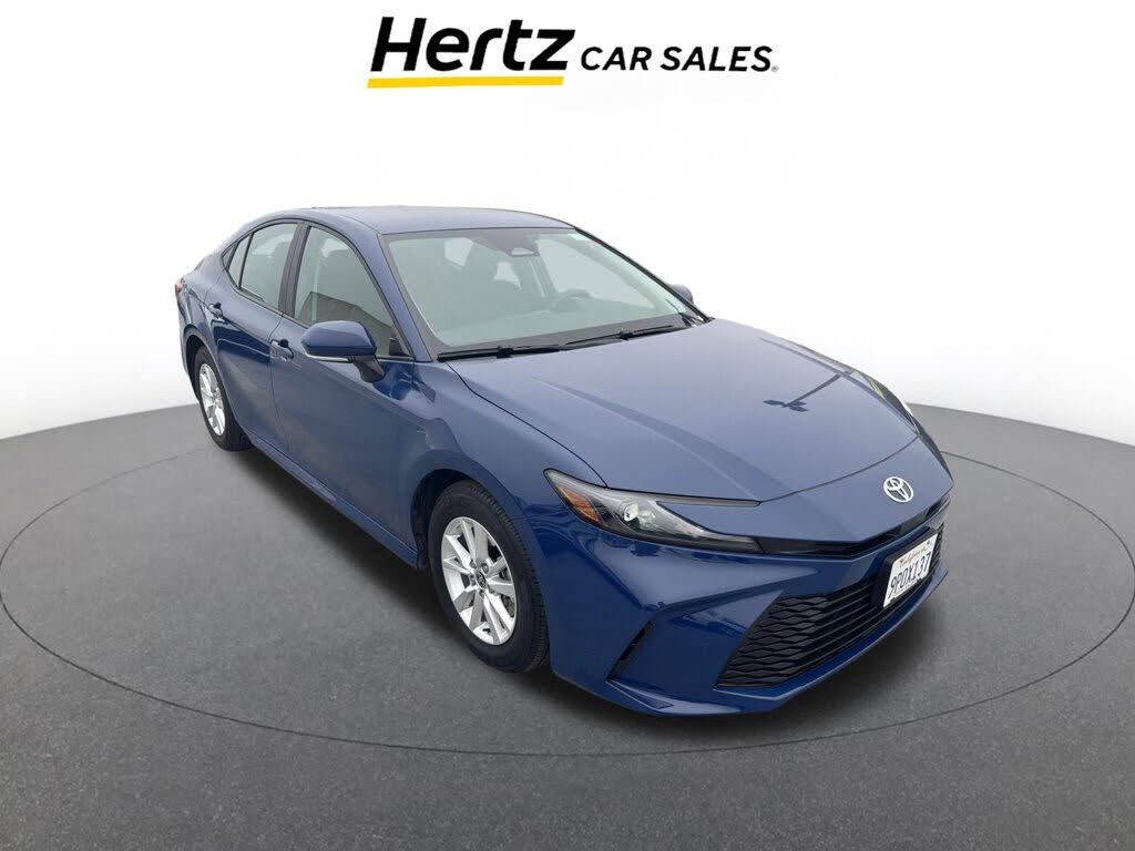 2025 Toyota Camry LE FWD