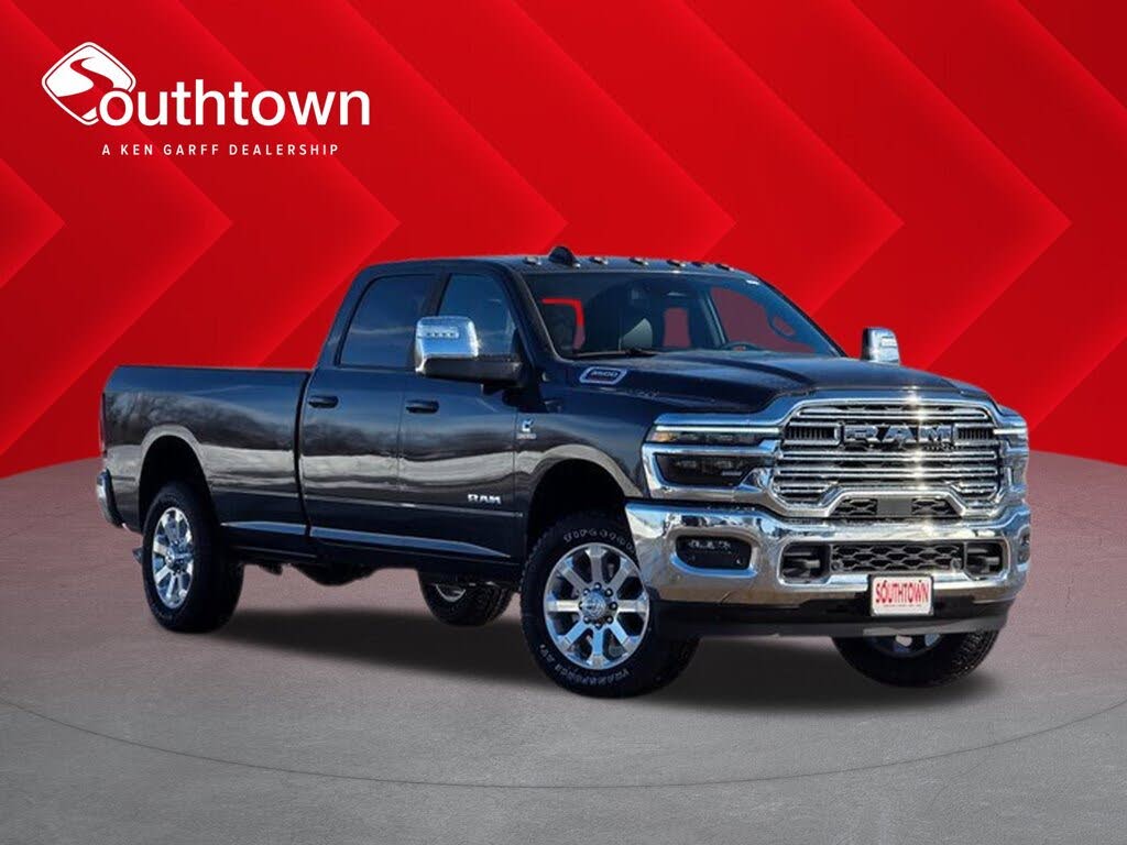 2026 RAM 3500 Laramie Crew Cab LB 4WD