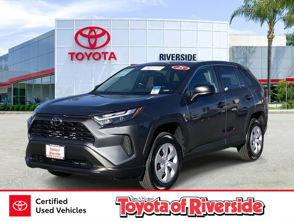 2025 Toyota RAV4 LE AWD