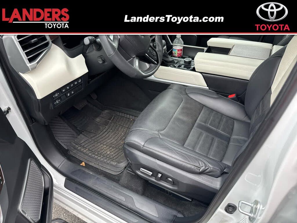 2024 Toyota Sequoia Capstone 4WD