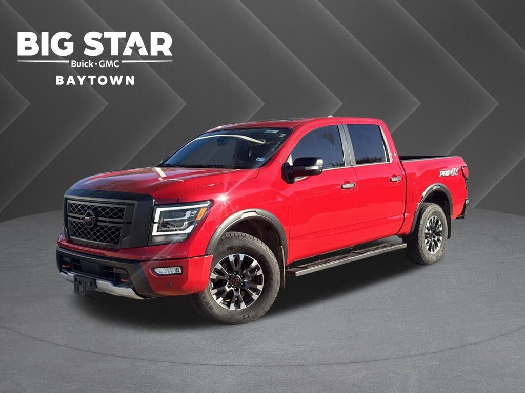 2023 Nissan Titan PRO-4X Crew Cab 4WD