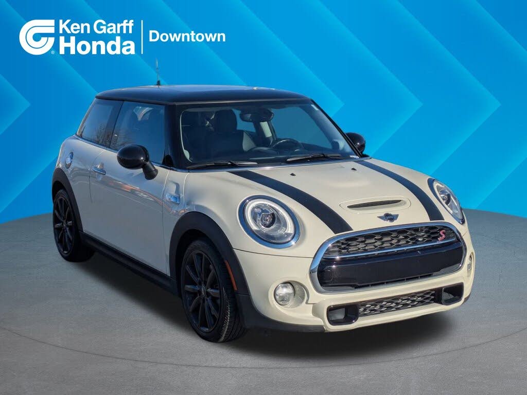 2017 MINI Cooper S 2-Door Hatchback FWD