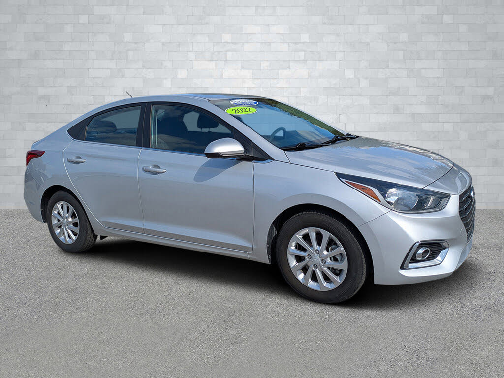 2022 Hyundai Accent SEL FWD