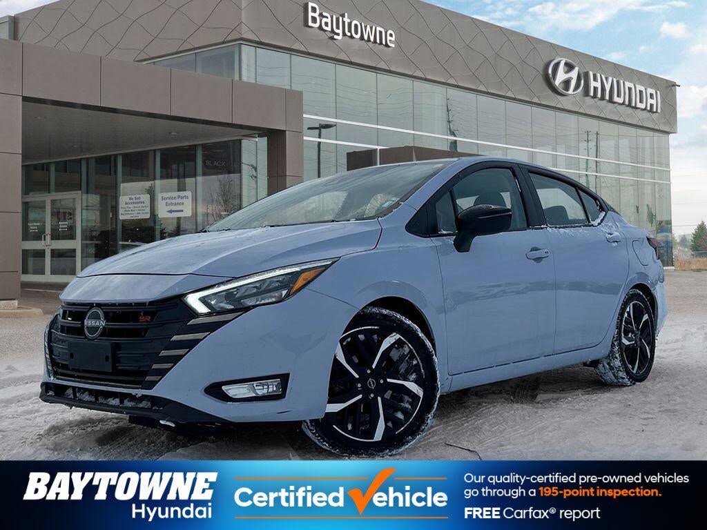 2023 Nissan Versa SR FWD