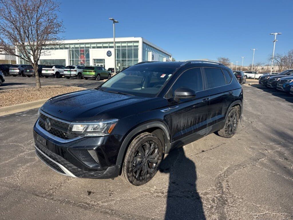 2023 Volkswagen Taos SE FWD