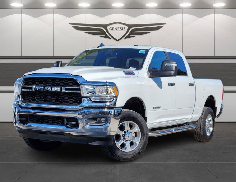 2024 RAM 2500 Big Horn Crew Cab 4WD