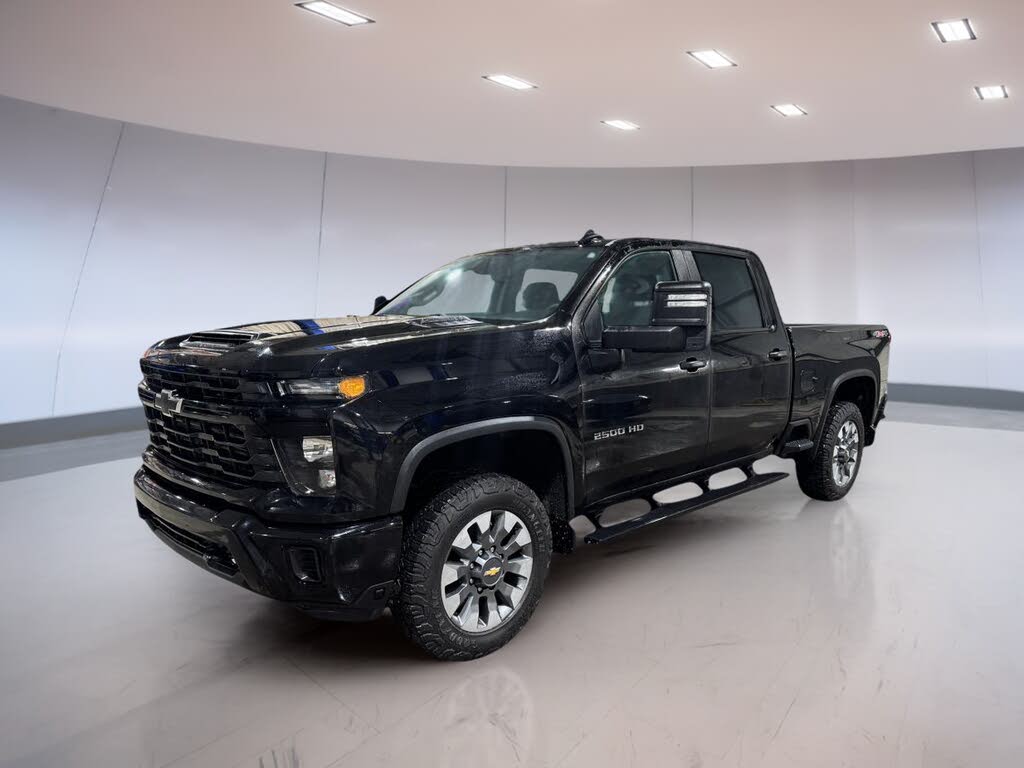 Chevrolet Silverado 2500HD Custom Crew Cab 4WD 2024