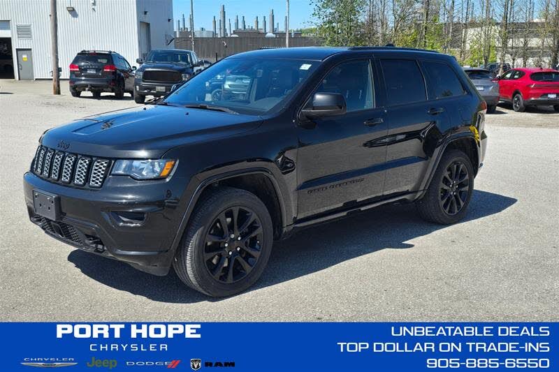 2022 Jeep Grand Cherokee Altitude 4WD