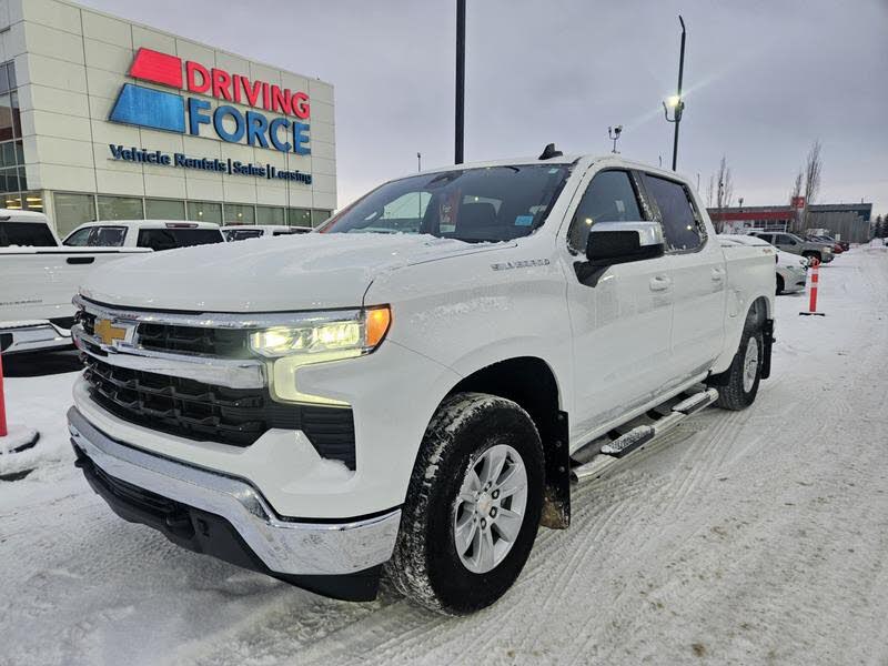 2024 Chevrolet Silverado 1500 LT Crew Cab 4WD