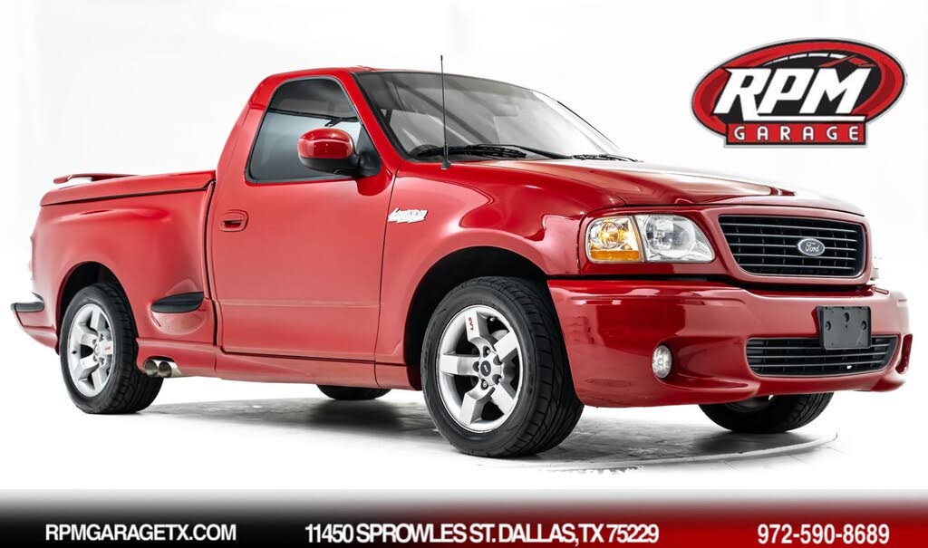 2002 Ford F-150 SVT Lightning 2 Dr Supercharged Standard Cab Stepside SB
