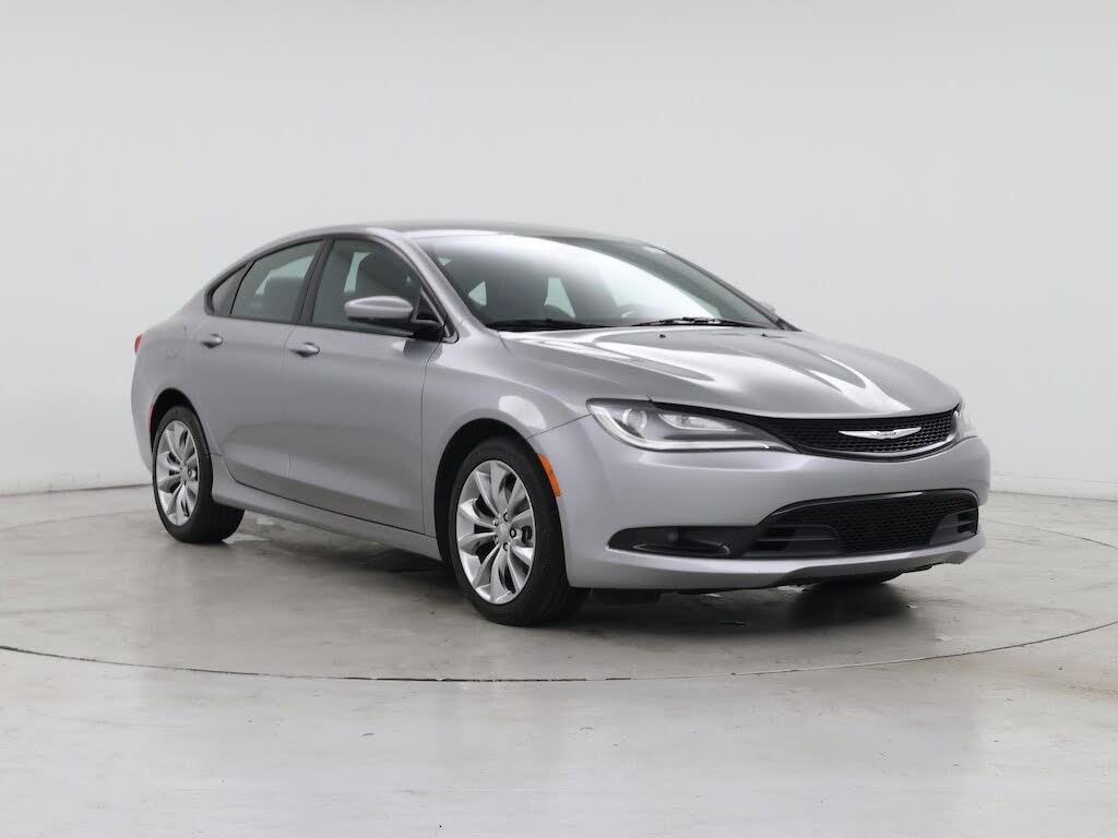2015 Chrysler 200 S Sedan FWD
