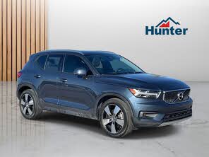 Volvo XC40 T5 Momentum AWD
